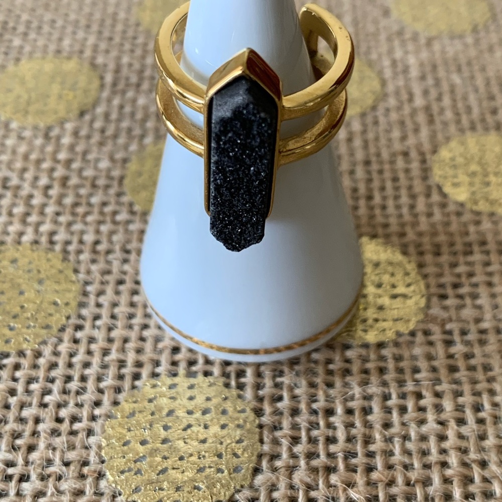 Kingsley Armelle PARVUS RAVEN BLACK QUARTZ RING
